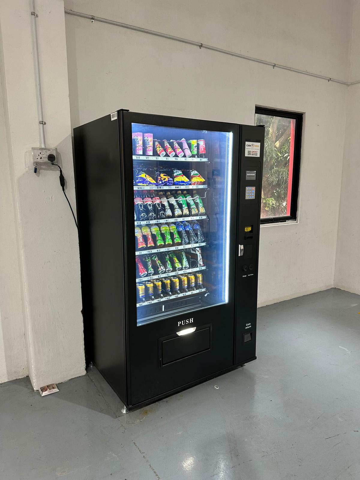 Custom Vending Machine